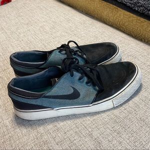 teal & black Nike SB Janoski sneakers